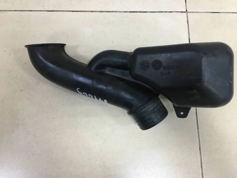 Резонатор воздушного фильтра Skoda Rapid 2012-2020