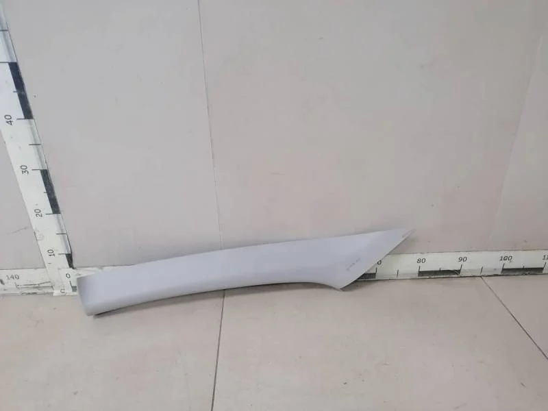 Обшивка стойки Skoda Rapid 2012-2020