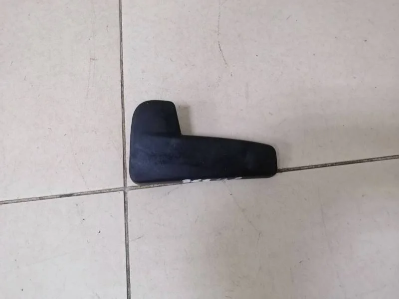 Ручка открывания капота Skoda Rapid 2012-2020