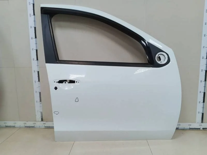 Дверь передняя правая Nissan Terrano (D10) 2014>