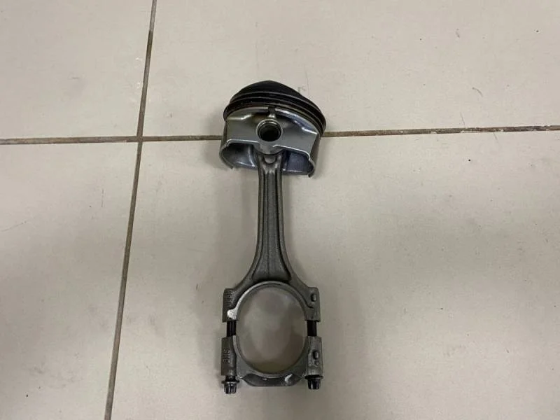 Поршень с шатуном Audi A3 (8P) 2004-2013