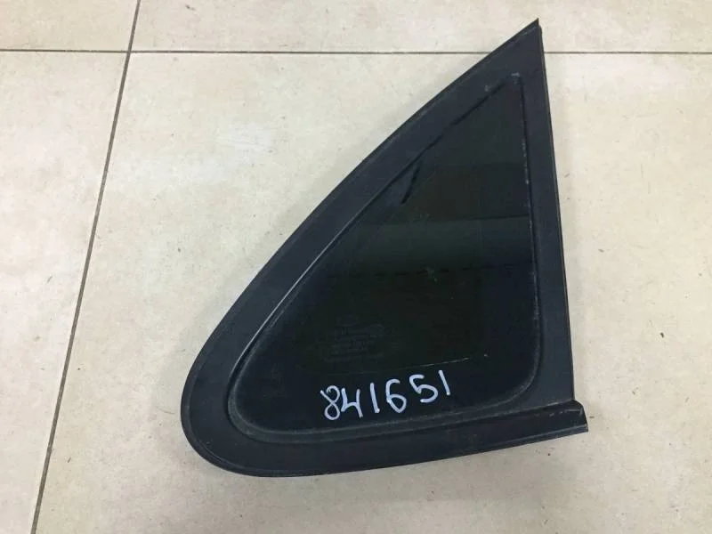 Стекло кузовное глухое правое Hyundai Elantra (HD) 2006-2010