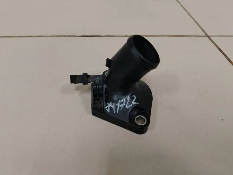 Крышка термостата Nissan Tiida (C11) 2007-2014