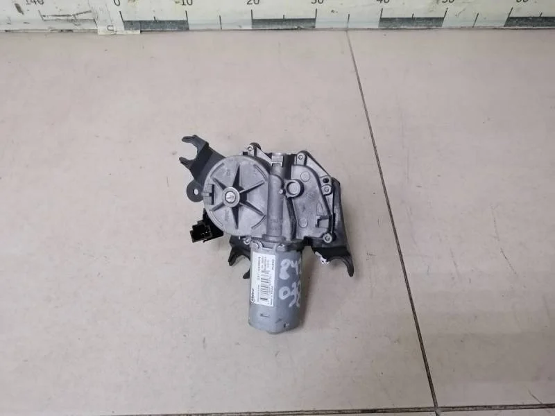 Моторчик стеклоочистителя задний Nissan Terrano (D10) 2014>