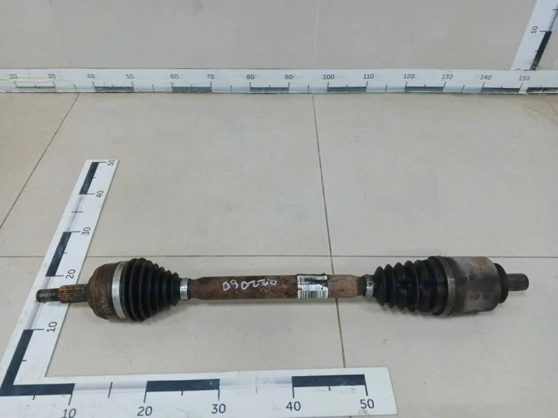 Полуось передняя левая Nissan Terrano (D10) 2014>