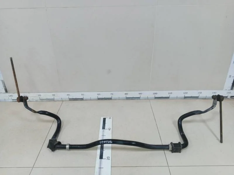 Стабилизатор передний Toyota Corolla E120 2001-2007