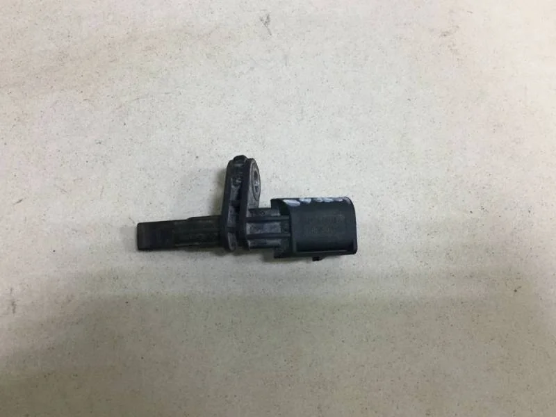 Датчик ABS передний правый Skoda Octavia (A5 1Z-) 2004-2013
