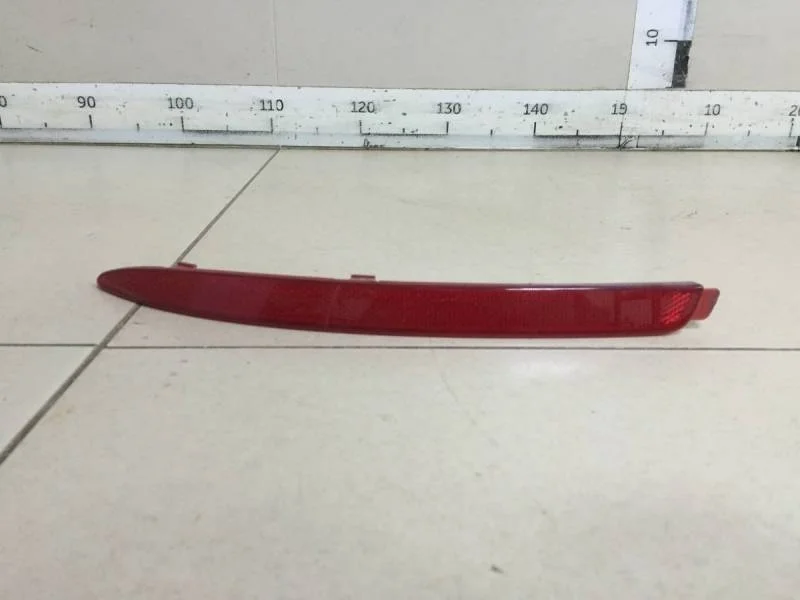 Отражатель в бампер задний левый Skoda Octavia (A5 1Z-) 2004-2013