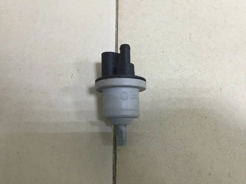 Клапан вентиляции топливного бака Skoda Octavia (A5 1Z-) 2004-2013