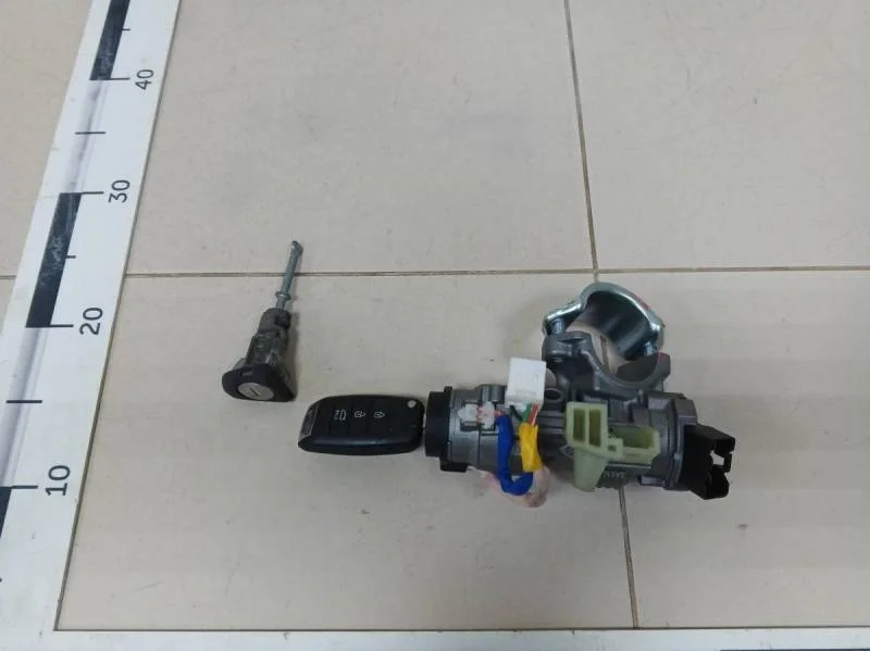 Замок зажигания (комплект) Kia Rio 4 (FB) 2017>