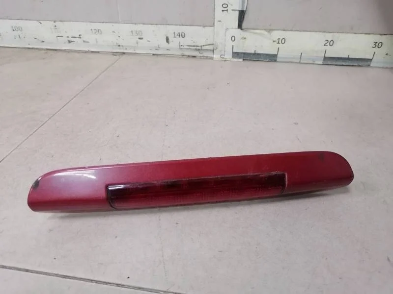 Фонарь задний (стоп сигнал) Nissan Tiida (C11) 2007-2014