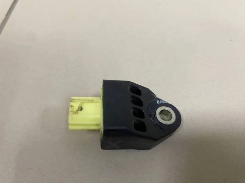 Датчик AIR BAG Toyota Camry (V40) 2006-2011