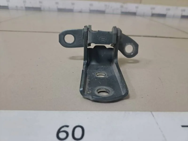 Петля двери задней левой нижняя Toyota Camry (V40) 2006-2011