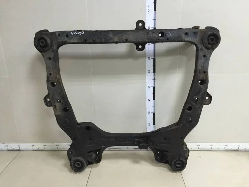 Балка подмоторная Toyota Camry (V40) 2006-2011