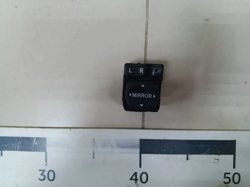 Переключатель регулировки зеркала Toyota Avensis (T250) 2003-2009