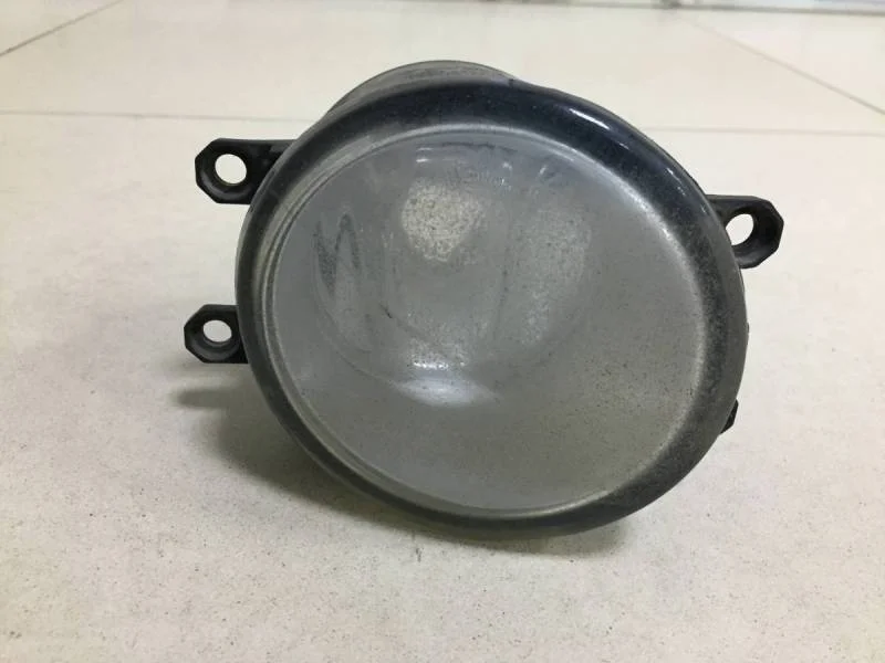 Фара противотуманная правая Toyota Camry (V40) 2006-2011