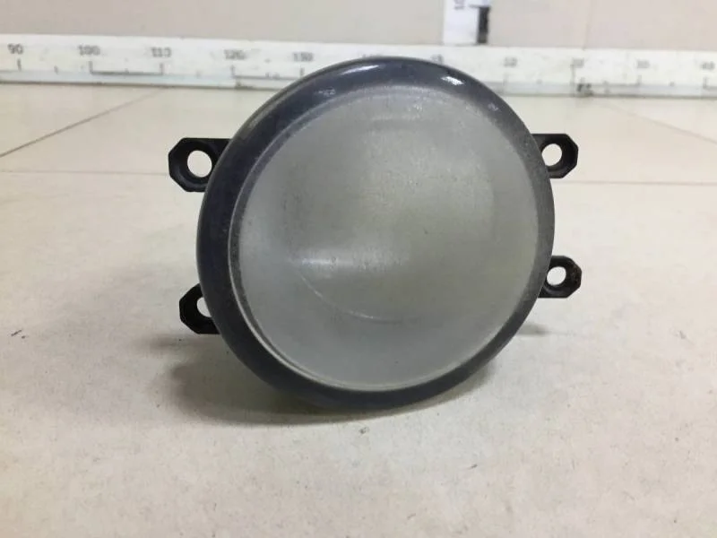 Фара противотуманная левая Toyota Camry (V40) 2006-2011