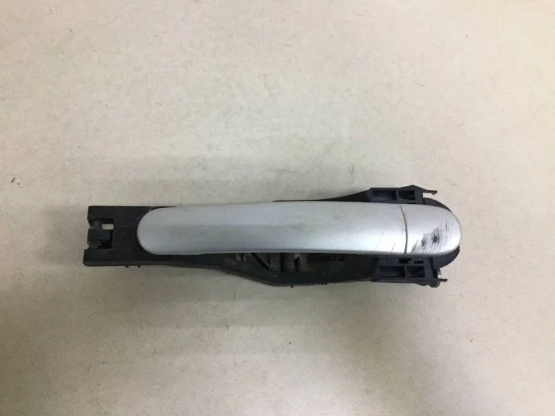 Ручка двери задней наружная левая Skoda Octavia (A4 1U-) 2000-2011