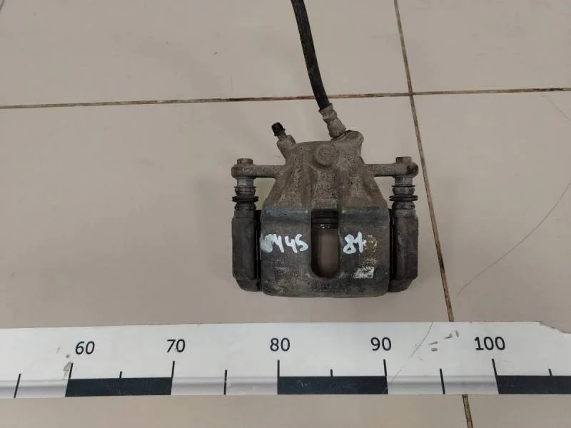 Суппорт передний правый Nissan Almera 3 (G11, G15) 2012>