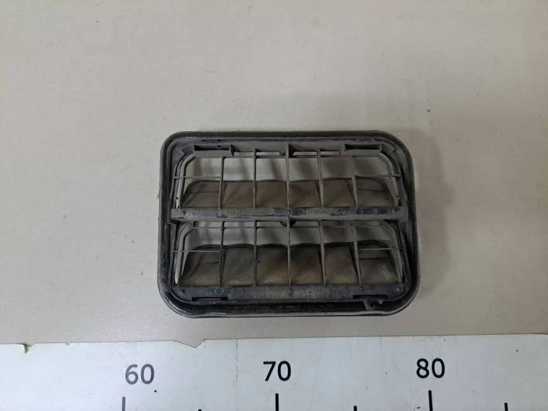 Решетка вентиляционная Nissan Almera 3 (G11, G15) 2012>