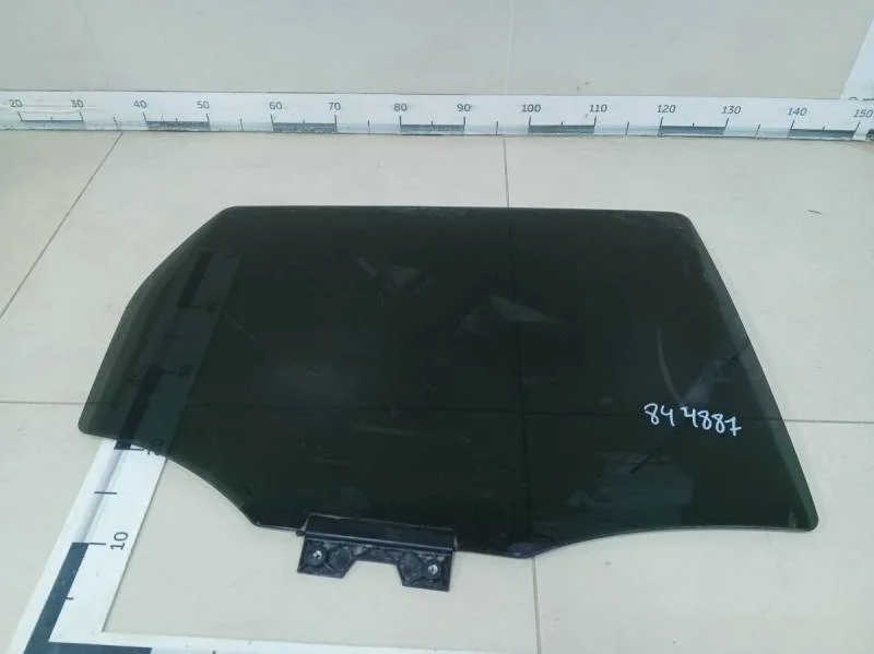 Стекло двери задней правой Ford Kuga (CBS) 2012>