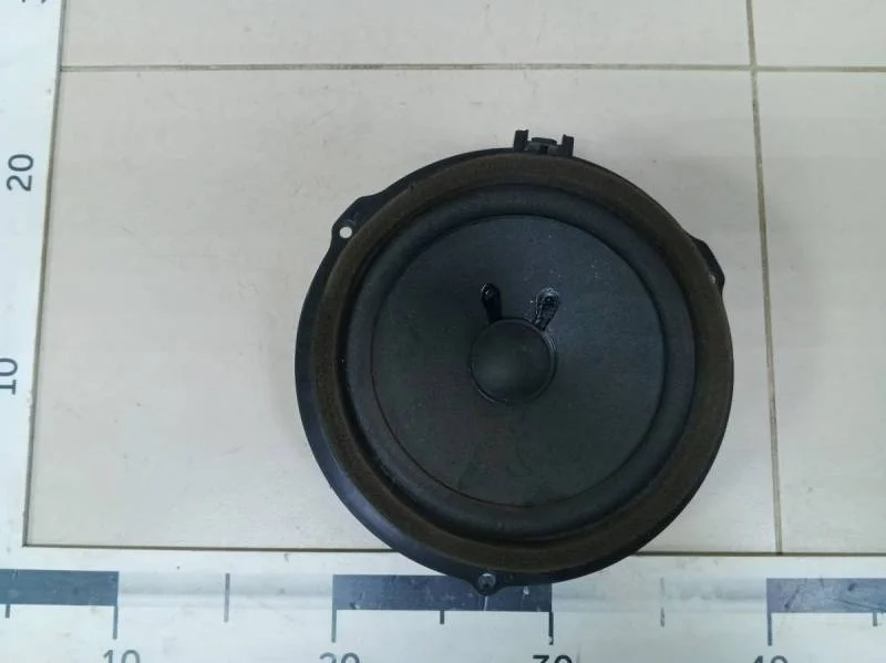 Динамик Ford Kuga (CBS) 2012>