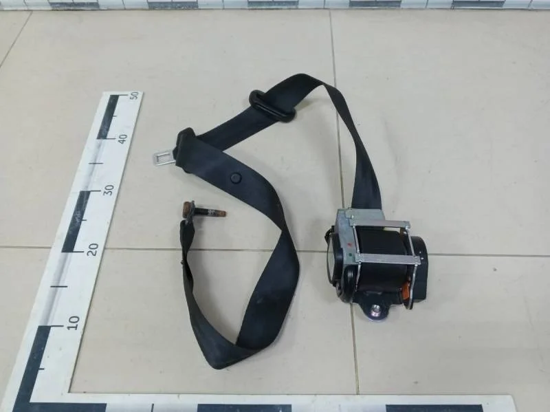 Ремень безопасности с пиропатроном Ford Kuga (CBS) 2012>