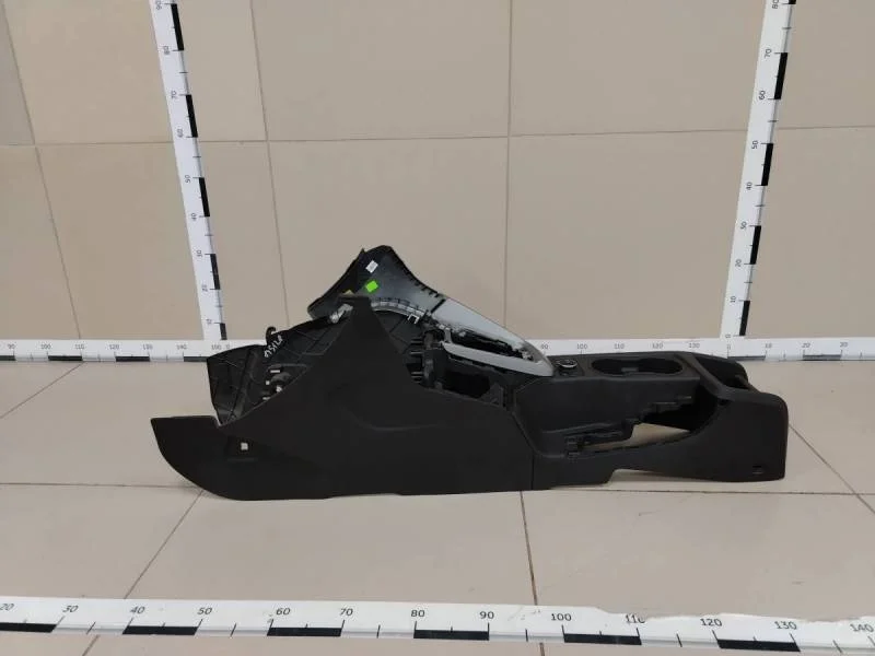 Консоль центральная Ford Focus 3 2011>