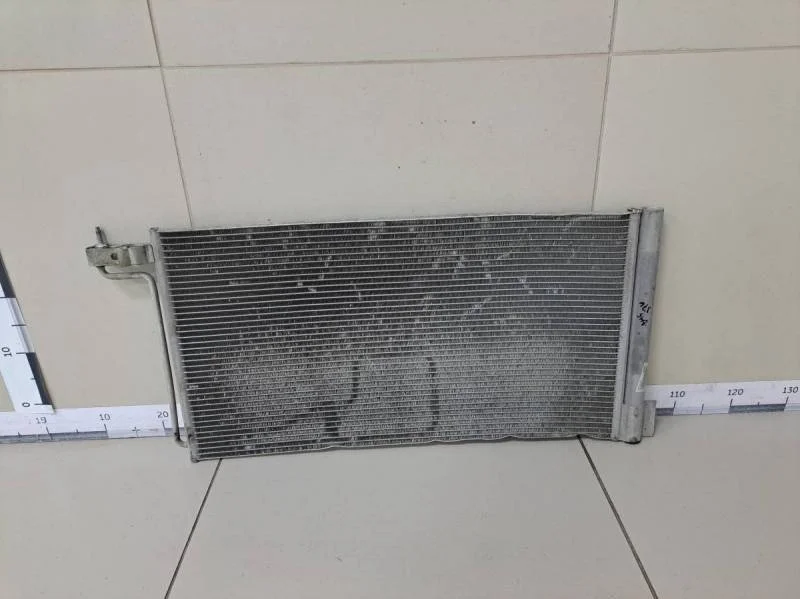 Радиатор кондиционера (конденсер) Ford Focus 3 2011>