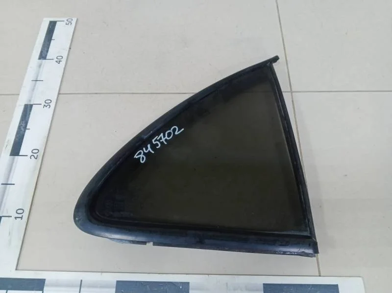 Стекло двери задней правой (форточка) Nissan Almera Classic (B10) 2006-2013
