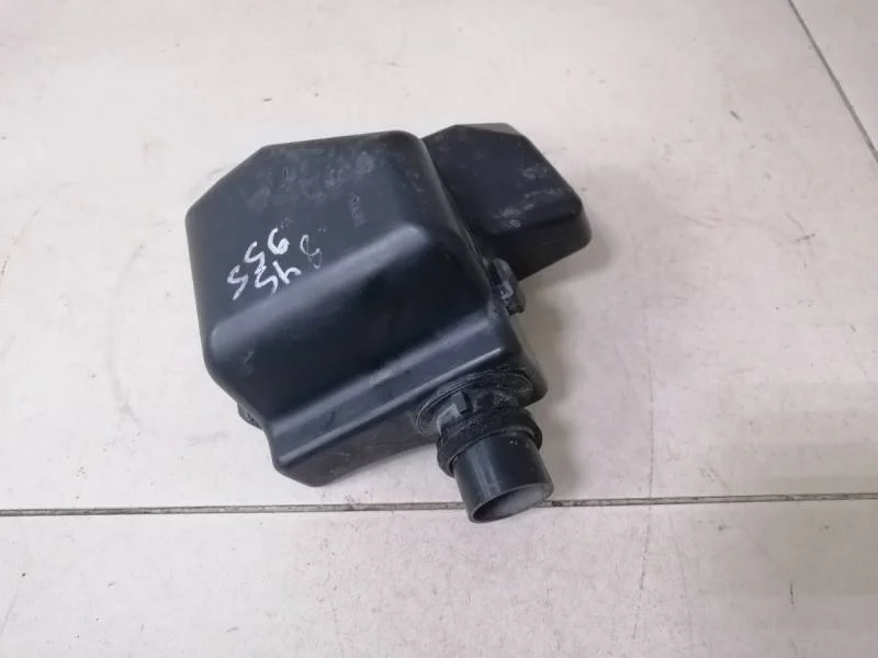 Резонатор воздушного фильтра Nissan Almera Classic (B10) 2006-2013