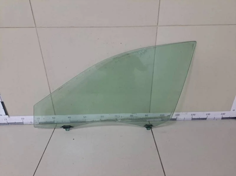 Стекло двери передней левой Toyota Camry (XV30) 2001-2006
