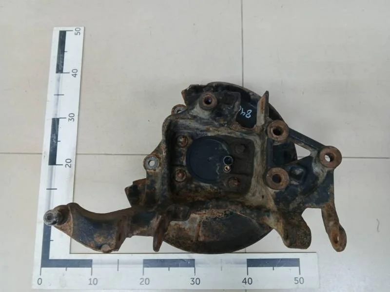 Кулак поворотный задний левый Ford Kuga (CBS) 2012>