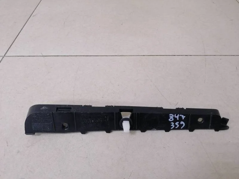 Направляющая заднего бампера левая Hyundai Starex H1/Grand Starex 2007>