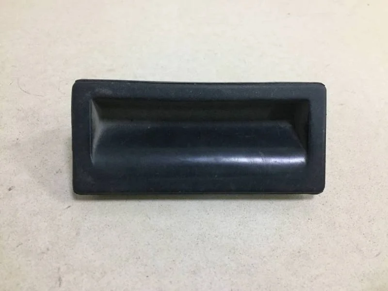 Кнопка открывания багажника Volkswagen Jetta (5K) 2011>