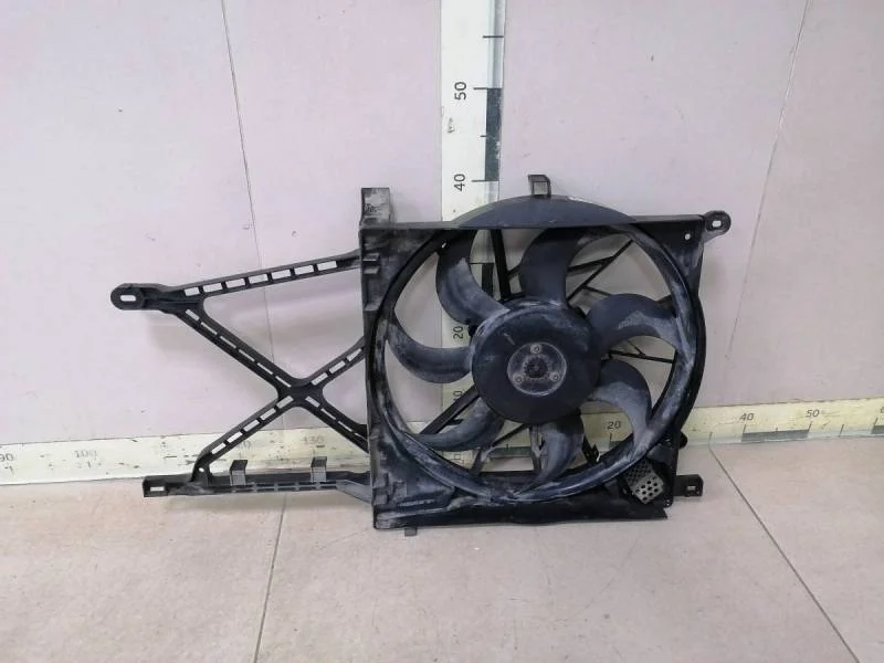 Диффузор вентилятора Opel Astra H / Family 2004-2015