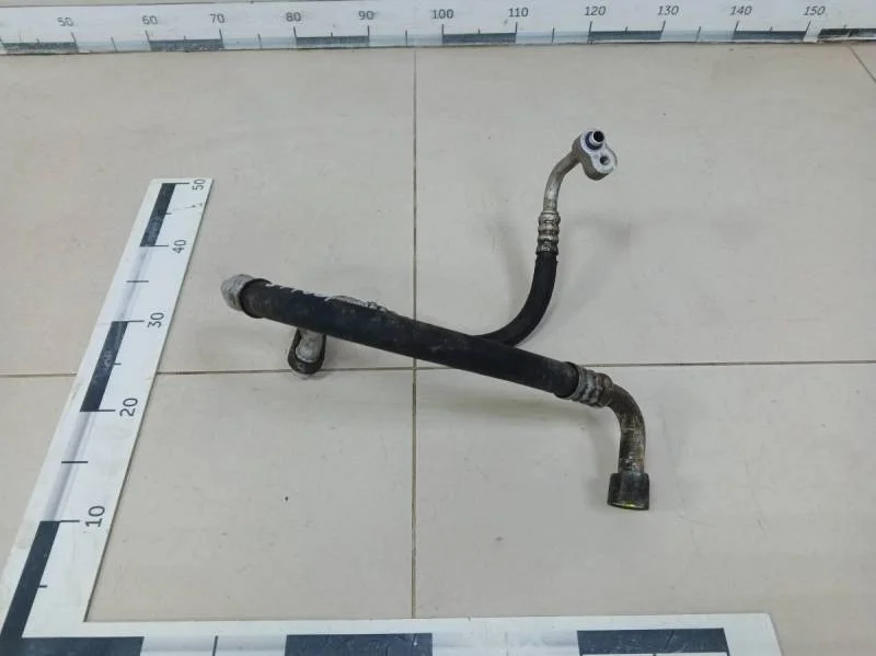 Трубка кондиционера Opel Astra H / Family 2004-2015