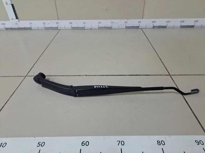 Поводок стеклоочистителя передний левый Hyundai Creta 2016>