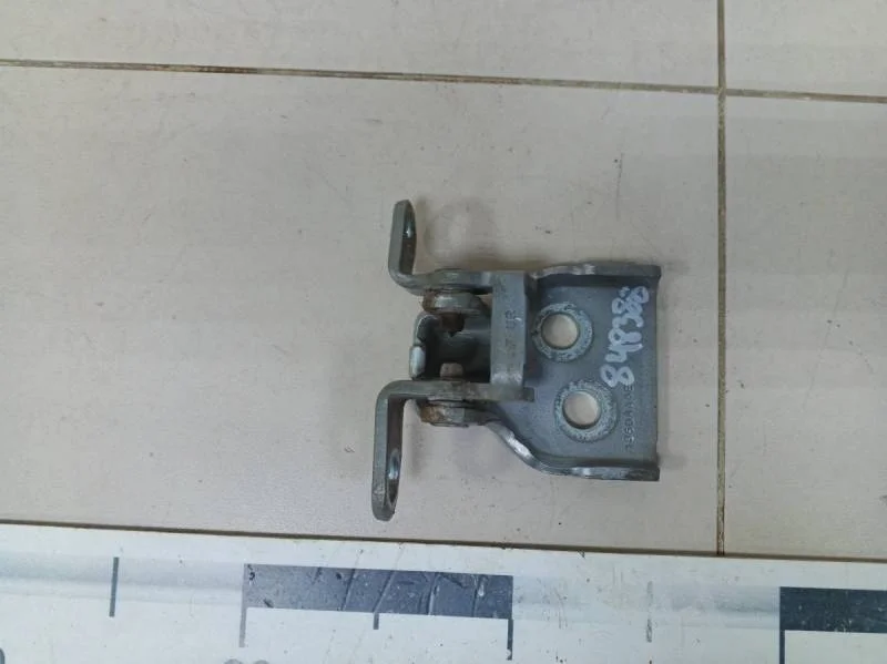 Петля двери передней правой верхняя Ford Fusion (JU) 2002-2012