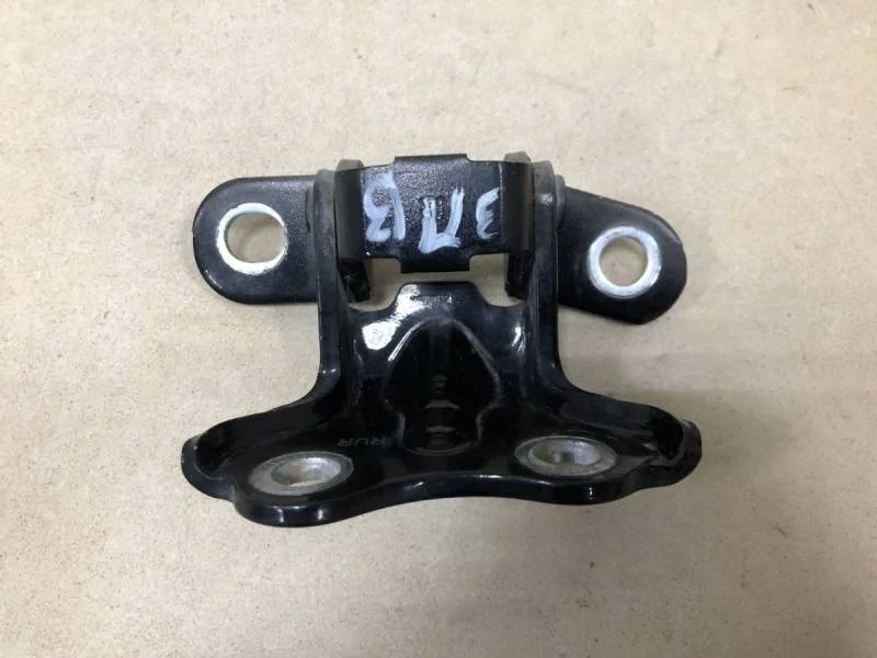 Петля двери задней правой верхняя Hyundai Solaris 2010-2017