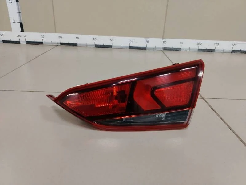 Фонарь задний внутренний правый Hyundai Solaris 2017>