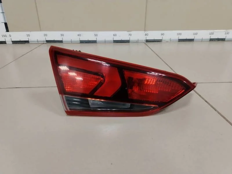Фонарь задний внутренний левый Hyundai Solaris 2017>