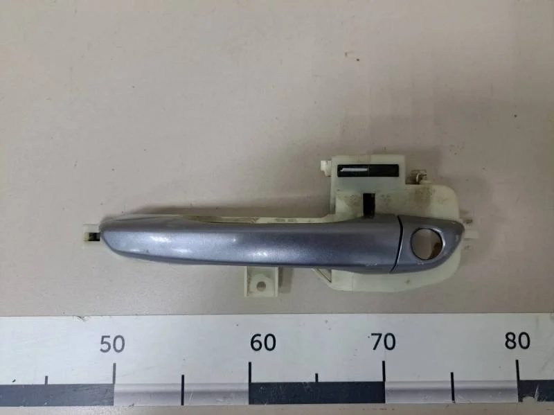 Ручка двери передней наружная левая Hyundai Solaris 2017>