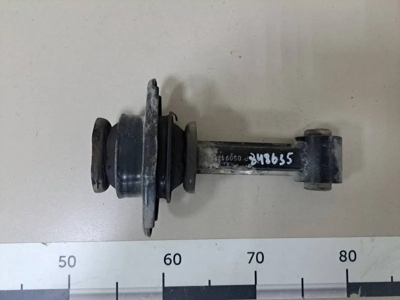 Опора двигателя задняя Hyundai Solaris 2017>