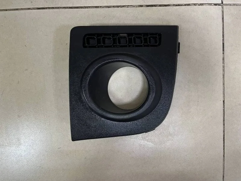 Рамка противотуманной фары левой Ford Fusion (JU) 2002-2012