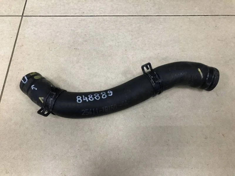 Патрубок радиатора охлаждения Hyundai Solaris 2010-2017