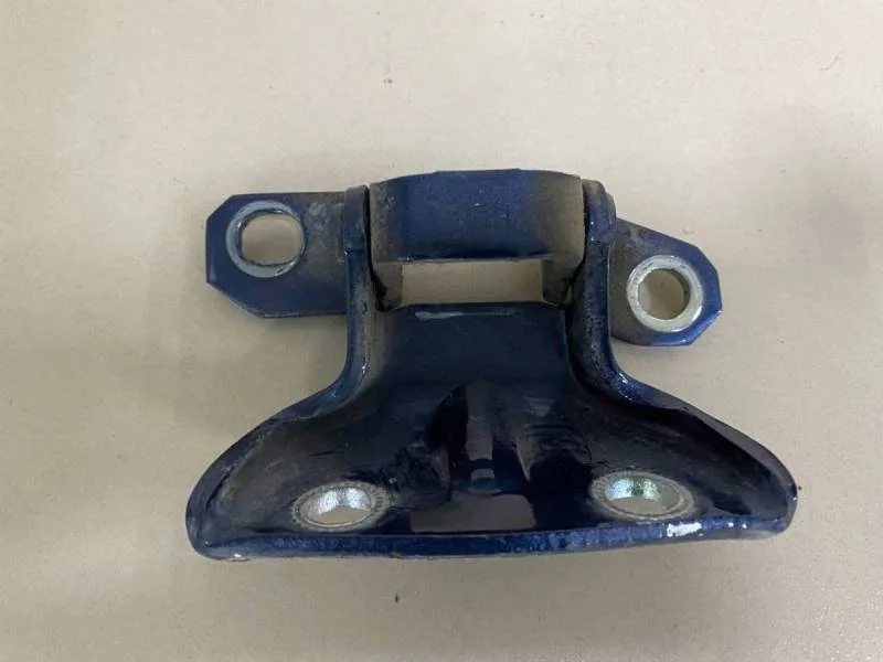 Петля двери задней правой верхняя Kia Ceed (ED) 2007-2012