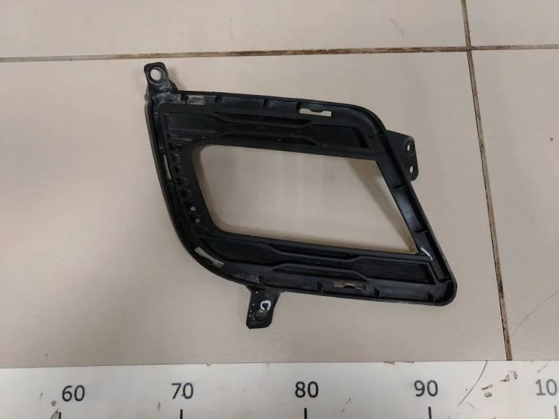 Решетка в бампер левая Kia Ceed (ED) 2007-2012