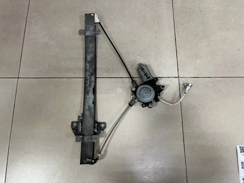 Стеклоподъемник электр. передний левый Suzuki Liana 2001-2007