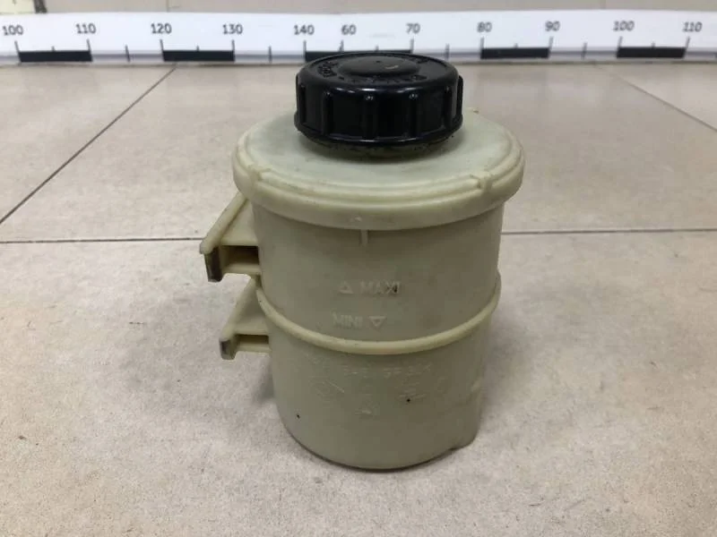 Бачок гидроусилителя Lada Largus 2012>